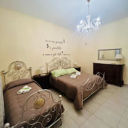 Le Quattro Stagioni Apartment Brindisi